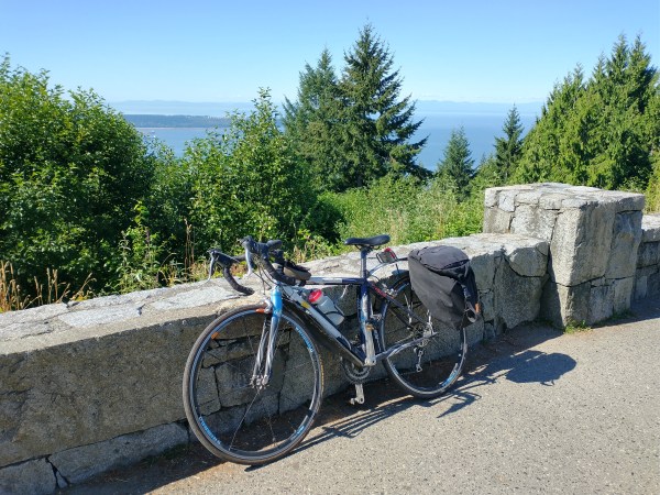 This image has an empty alt attribute; its file name is gracie-at-cypress-lookout.jpg